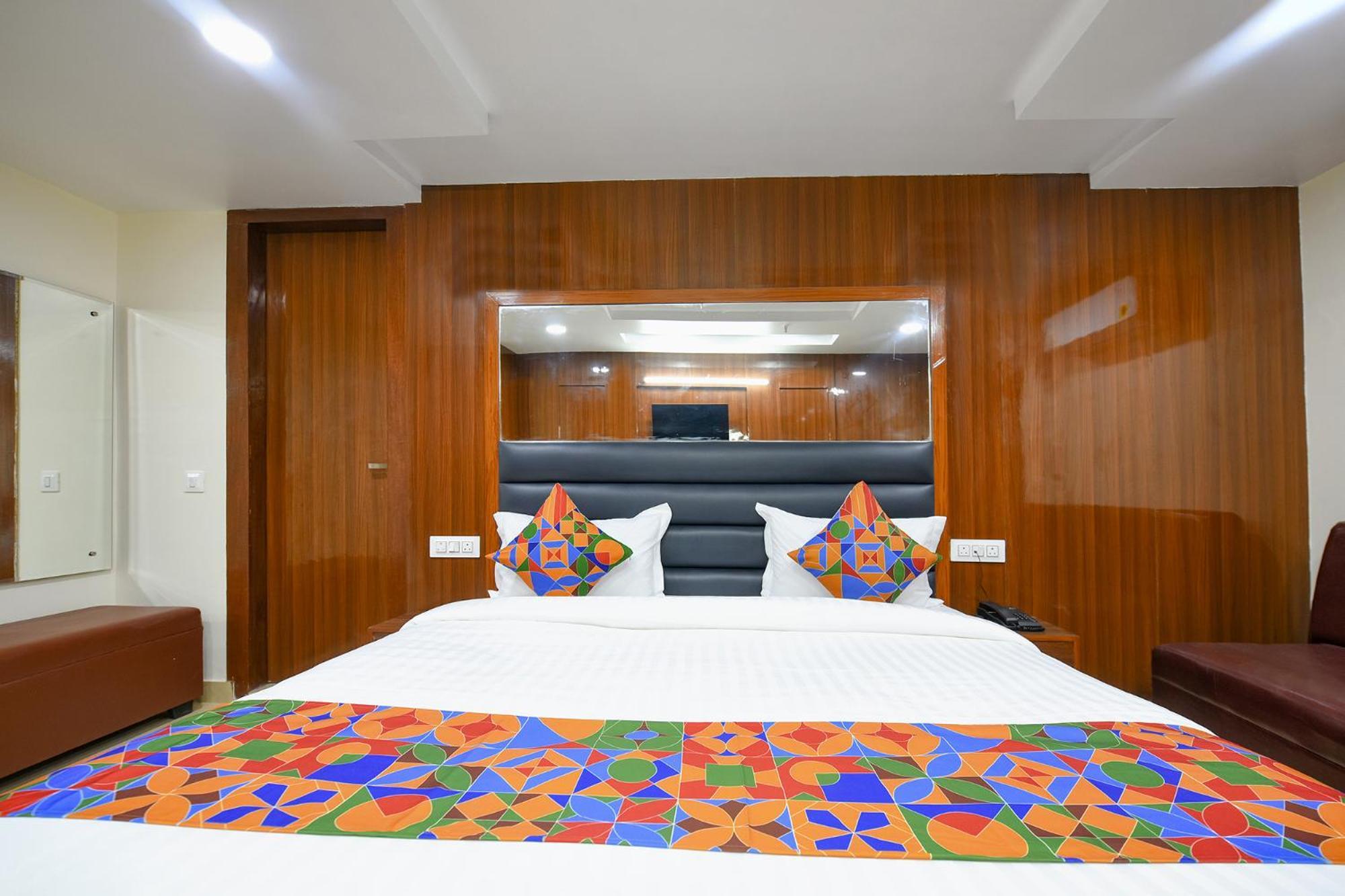 Fabhotel Mona International Ню Делхи Екстериор снимка
